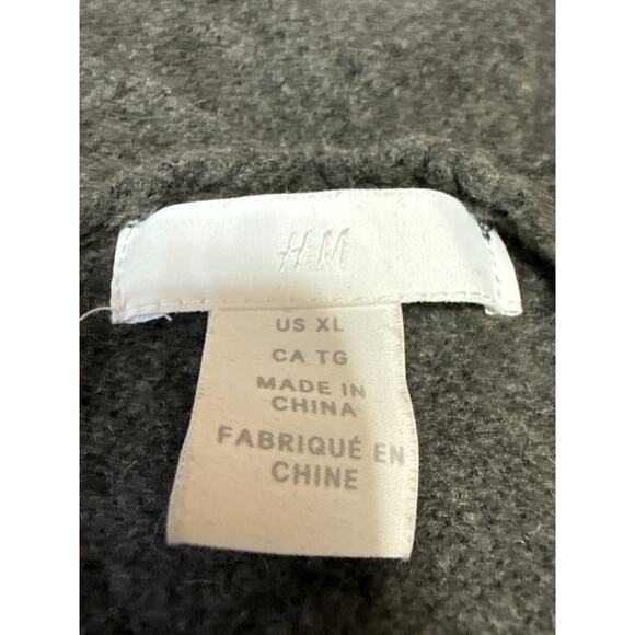 H&M Women's Gray V-neck Button Down Long Sleeve Knit Cardigan Sweater Top Sz XL - Picture 3 of 4